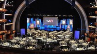 Dalam tur tersebut, traveler akan diajak untuk melihat patung Oscar yang legendaris serta mengunjungi Dolby Lounge dan spot-spot eksklusif untuk selebriti dunia. Termasuk juga melihat foto-foto dan catatan dari event Oscar yang lalu (dok Dolby Theatre)