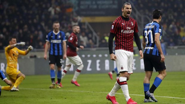 Ibrahimovic sempat cetak gol keunggulan 2-0 Milan atas Inter. (