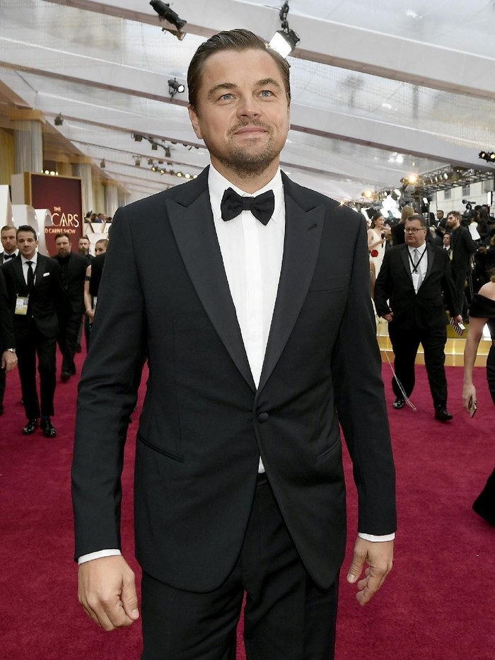 HOLLYWOOD, CALIFORNIA - FEBRUARY 09: Leonardo DiCaprio  attends the 92nd Annual Academy Awards at Hollywood and Highland on February 09, 2020 in Hollywood, California. (Photo by Kevork Djansezian/Getty Images)