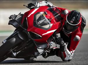 Superleggera V4: Roket Karbon Ducati, Seharga Rp 7,8 Juta per 1 Kg Bobot