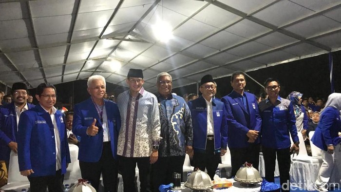 Zulkifli Hasan, Sandiaga uno, hingga Hatta Rajasa di pembukaan Kongres PAN.