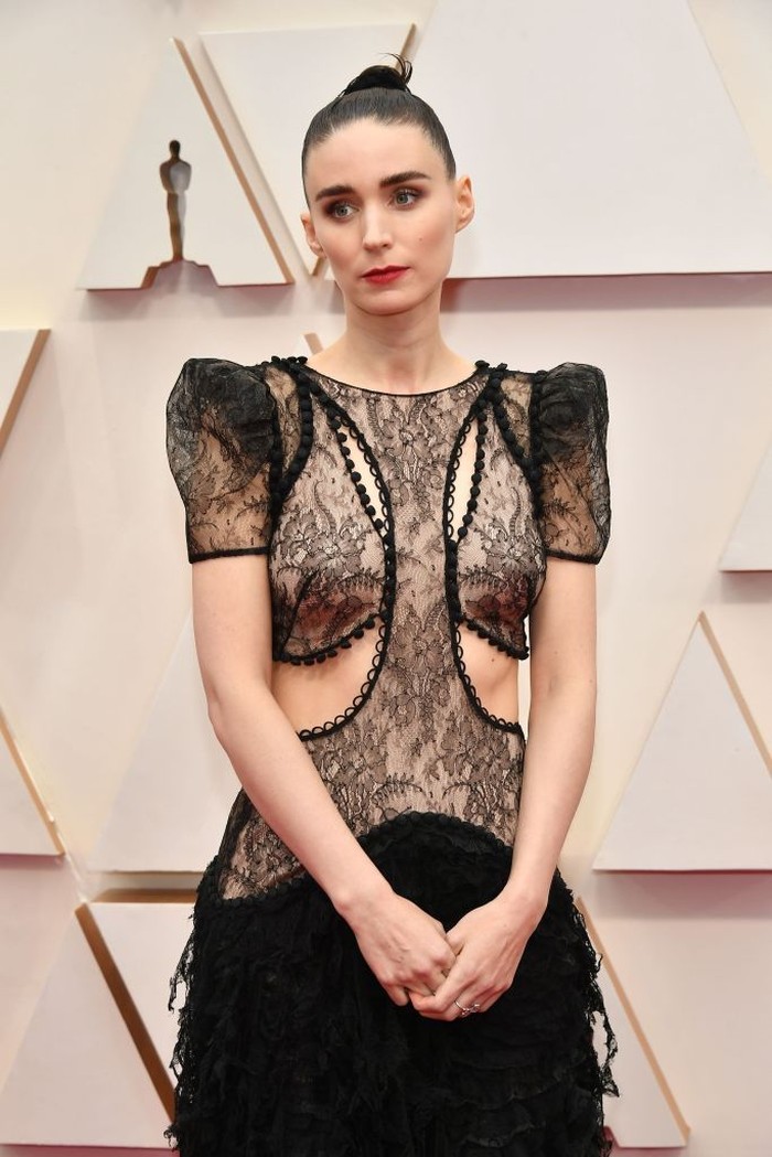 HOLLYWOOD, CALIFORNIA - FEBRUARY 09: Rooney Mara attends the 92nd Annual Academy Awards at Hollywood and Highland on February 09, 2020 in Hollywood, California. (Photo by Amy Sussman/Getty Images)
