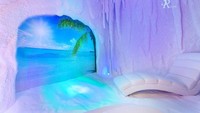 Salt Room Madrid menawarkan pengalaman berlibur sambil terapi garam atau haloterapi yang sedang hits di sana. Di desain dengan nuansa alam, semua ruangan terbuat dari garam. Foto: Istimewa