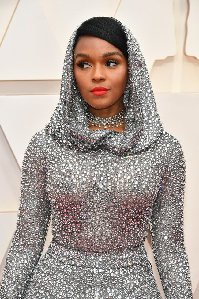 Penyanyi dan aktris Janelle Monae mengungkapkan kalau dia seorang panseksual kepada majalah Rolling Stones pada 2018. Dia pun mengaku pernah berkencan dengan pria maupun wanita. Janelle sendiri menyebut dirinya sebagai, Wanita kulit hitam yang queer di Amerika. Foto: Amy Sussman/Getty Images