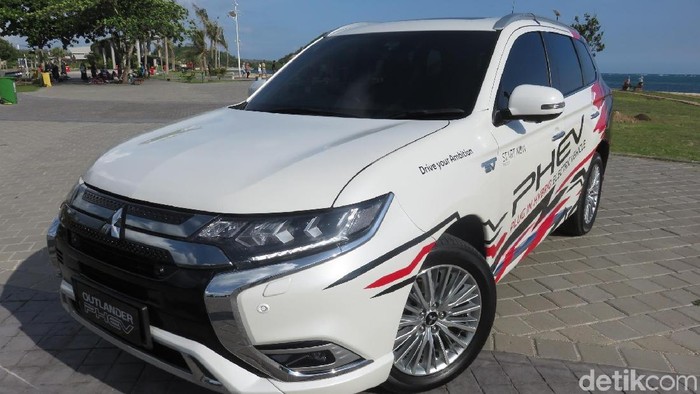 Mitsubishi Outlander PHEV