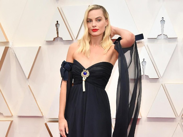 HOLLYWOOD, CALIFORNIA - FEBRUARY 09: Margot Robbie attends the 92nd Annual Academy Awards at Hollywood and Highland on February 09, 2020 in Hollywood, California. (Photo by Amy Sussman/Getty Images)