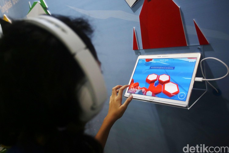 Google meluncurkan program Tangkas Berinternet di Kemendikbud, Jakarta, Senin (10/2/2020). Program ini untuk mempromosikan literasi digital bagi anak, orangtua dan guru di seluruh Indonesia.
