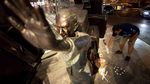 Bunga dan Lilin Hiasi Lokasi Penembakan Brutal di Thailand