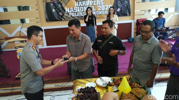 hari pers nasional di lamongan