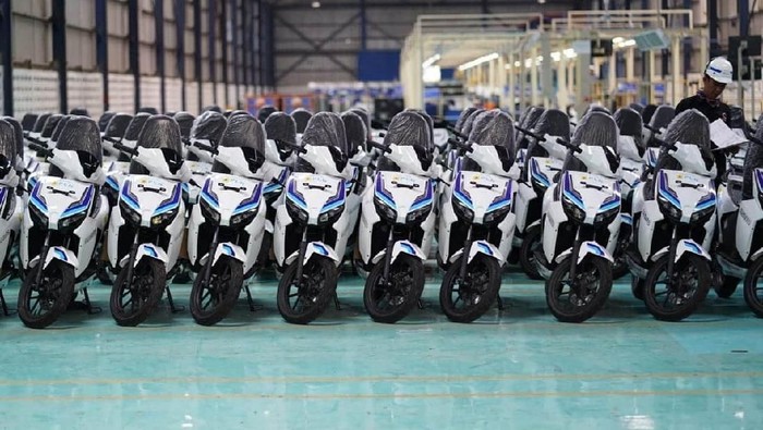 Motor Listrik Gesits Pesanan PLN