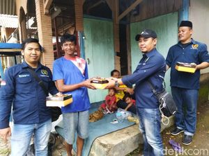 Hari Pers Nasional, Wartawan Ciamis Gelar Aksi Berbagi Nasi
