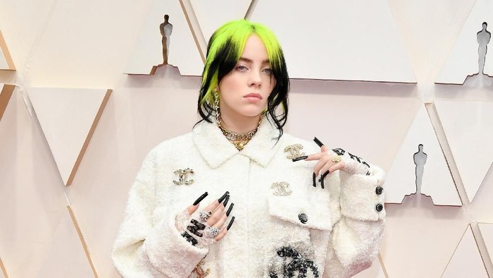HOLLYWOOD, CALIFORNIA - FEBRUARY 09: Billie Eilish attends the 92nd Annual Academy Awards at Hollywood and Highland on February 09, 2020 in Hollywood, California. (Photo by Amy Sussman/Getty Images)