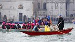 Potret Semarak Karnaval Venesia di Italia