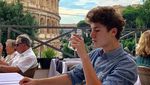 Intip Momen Eljuanpa Zurita, Youtuber Tampan yang Doyan Kulineran Seru