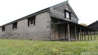 Bangunan pabrik di museum Hokkaido Historical Village di Sapporo. Foto: Dadan Kuswaraharja