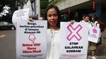 Para Perempuan Aksi Tolak Kekerasan Seksual di Kemendikbud