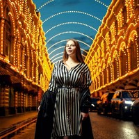 Lucy kerap membagikan foto-foto seksi dengan lingerie dan pakaian renang. Wanita 18 tahun itu pun sering menerima endorsement pakaian-pakaian seksi Foto: dok. Instagram