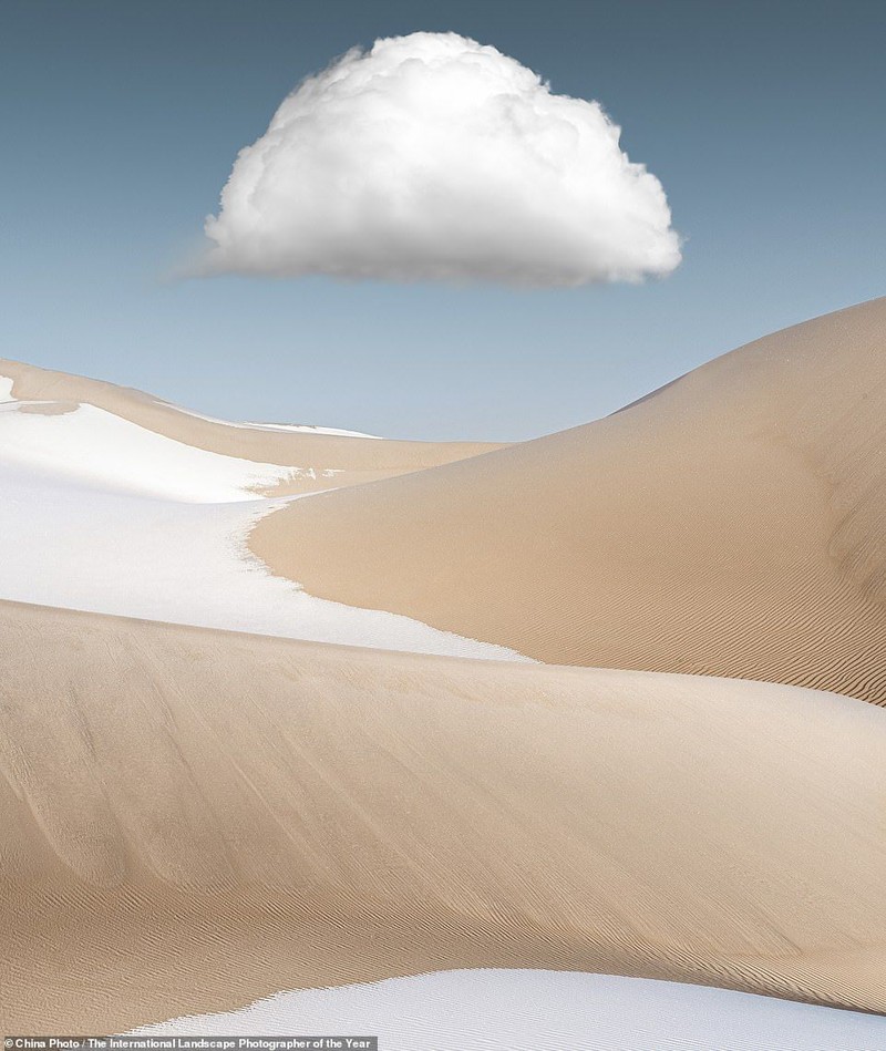 Dari cahaya aurora hingga pegunungan dramatis ditampilkan dalam deretan juara lomba foto lansekap internasional 2020. Yuk, intip potret keindahannya.