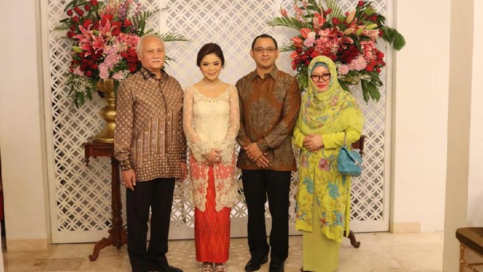 Lamaran anak Mbak Tutut, Danny Rukmana (Dok. Istimewa) Lamaran anak Mbak Tutut, Danny Rukmana (Dok. Istimewa)