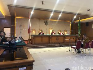 Saksi Meringankan Iwa Karniwa Ungkap Mekanisme Persetujuan RDTR