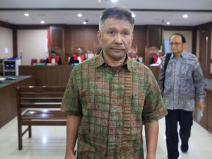 Eks Bos BP Migas Tak Didampingi Advokat, Sidang Kasus Korupsi Rp 35 T Ditunda