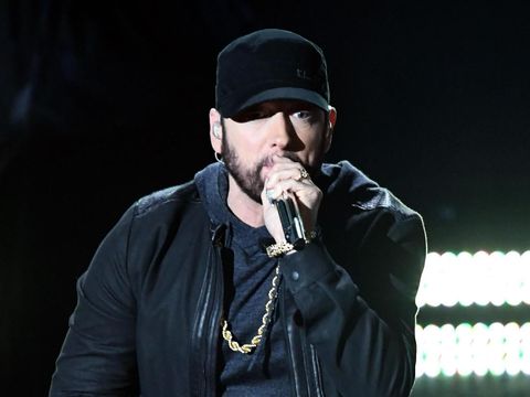 HOLLYWOOD, CALIFORNIA - FEBRUARY 09: Eminem performs onstage during the 92nd Annual Academy Awards at Dolby Theatre on February 09, 2020 in Hollywood, California. (Photo by Kevin Winter/Getty Images)