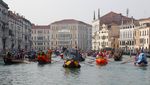 Potret Semarak Karnaval Venesia di Italia