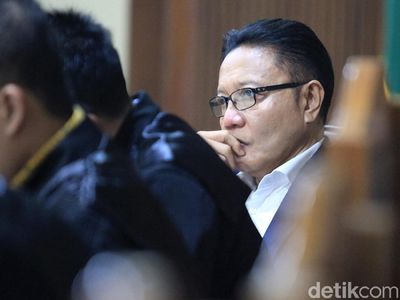 Terdakwa Suap Impor Bawang Putih Jalani Sidang Lanjutan