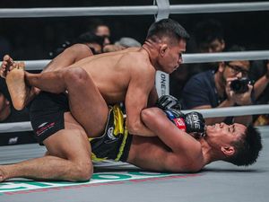 Eko Roni Saputra Berjaya di ONE Championship