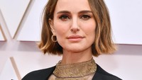 Detail make-up yang digunakan oleh Natalie Portman. Amy Sussman/Getty Images