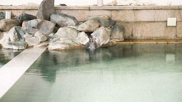 Kami No Yu, Mandi Telanjang Bersama Dewa