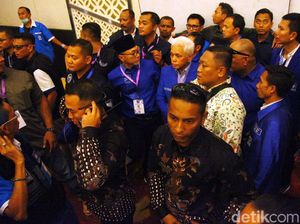 Video: Hatta Rajasa Cs Bersatu Dukung Zulhas di Kongres PAN