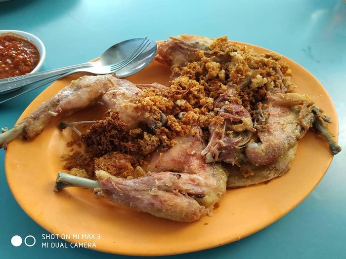 Ayam goreng legendaris di Jakarta