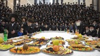 Tu Bishvat atau Tahun baru pohon merupakan salah satu dari 10 hari raya umat Yahudi.