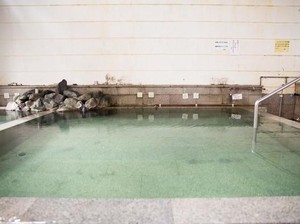 Kami No Yu, Mandi Telanjang Bersama Dewa