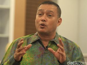 DKI Larang Tas Kresek di Toko dan Pasar, Bagaimana di Tempat Wisata?