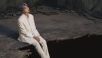Transformasi BTS jadi Black/White Swan
