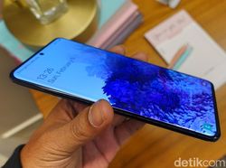 Penampakan Galaxy S20 dan S20 Plus, Pilih Mana?