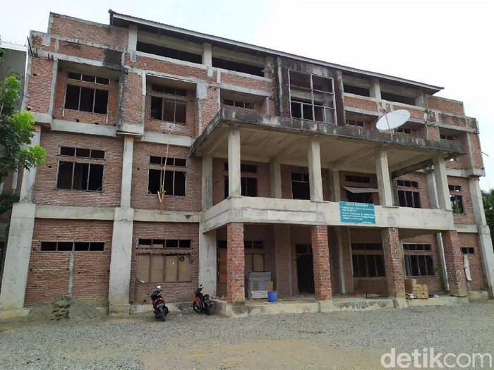 Proyek pembangunan Asrama Haji Aceh mangkrak selama 7 tahun (Agus Setyadi/detikcom)