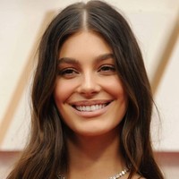 Status Camila Morrone sebagai kekasih Leonardo DiCaprio pertamakali terungkap pada akhir 2017. Pada Mei 2019, Leonardo tertangkap kamera sedang menjadi fotografer pribadi atau sering disebut Instagram boyfriend, untuk kekasihnya yang masih berusia 21 tahun. Saat menikmati makan siang mereka di Hotel du Cap-Eden-Roc, keduanya pun menyempatkan diri mengambil foto.  Foto: Amy Sussman/Getty Images, Dok. Instagram