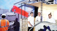 Semen Indonesia kini telah berevolusi dari perusahaan persemenan menjadi penyedia solusi bahan bangunan serta menjadi terdepan dalam memberikan solusi yang inovatif dan bernilai tambah di kancah regional. Pool/Semen Indonesia.