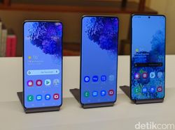 Penampakan Galaxy S20 dan S20 Plus, Pilih Mana?