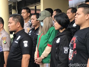 Curhat Lucinta Luna Di-bully Orang Terdekat Hingga Mencoba Bunuh Diri