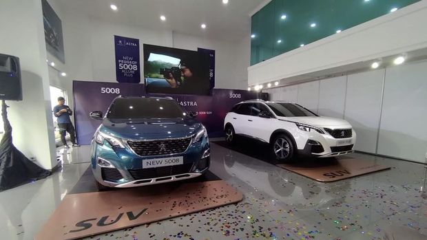 Peugeot 5008 Allure Plus dan 3008 Allure Plus resmi meluncur di Jakarta, Selasa (11/2).