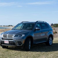 Para wisatawan yang memesan kamar tipe Anchorage House di The Wauwinet, Amerika Serikat, atau White Elephant dapat mendapatkan akses untuk menggunakan BMW 760L SUV. Mobil ini dapat digunakan untuk menjelajahi pulau tersebut. Tertarik mencoba? Foto: dok. The Wauwinet