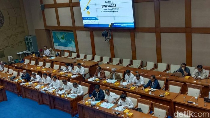 Komisi VI dan BPH Migas