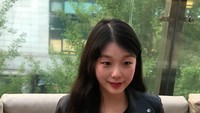 Tak terlalu aktif menggunakan sosial media, Instagram milik Soo Jung hanya berisi beberapa foto saja. Kebanyakan momennya ketika bersantai di kafe atau mencicipi makanan manis. Foto: Instagram @kohsoojeong
