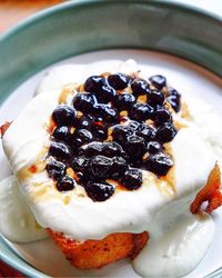 5 Kafe Ini Punya Creamy Boba Toast yang Bikin Ngiler