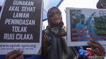 Massa Buruh Geruduk DPR Tolak Omnibus Law Cipta Kerja