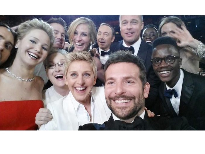 Ellen DeGeneres selfie dengan bintang dunia di Oscar 2014.